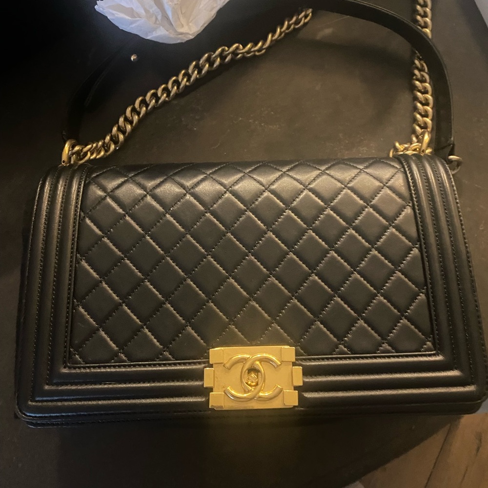 Chanel Black Quilted Lambskin new Medium Boy Bag